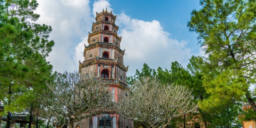 Thien-Mu-Pagoda-